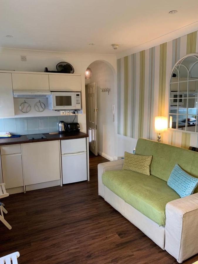 Between Piers, The Stylish Studio Flat In Cannon Place Brighton Eksteriør bilde
